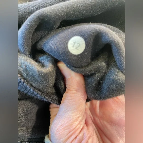 Lululemon Scuba Black Zip-Up Hoodie - Picture 2 of 6